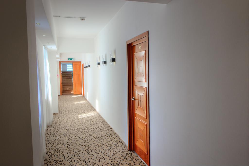 Hotel Oltenia 克拉奥华 外观 照片