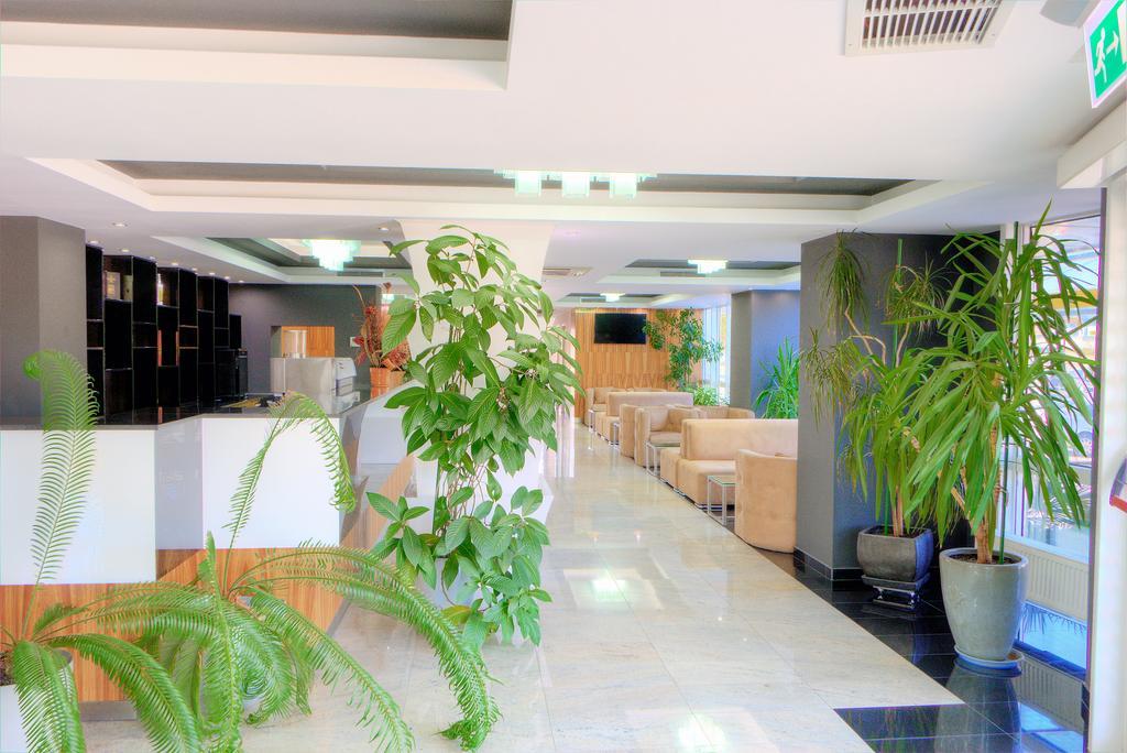 Hotel Oltenia 克拉奥华 外观 照片